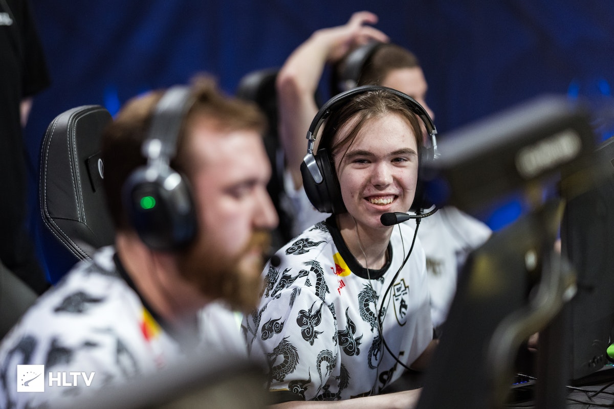 合相对年轻 合相对年轻