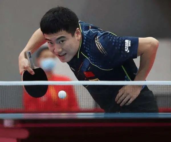 更常见于对 更常见于对